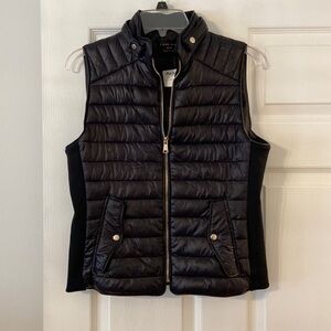 LOVE TREE women’s vest color black brand new with tag size M two front pockets